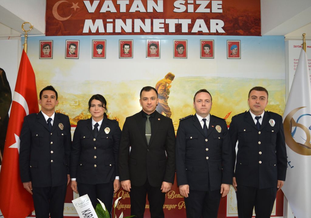 Polis Haftası Nedeniyle İlçe Emniyet Teşkilatından Kaymakamımız Sn. Alper Kırgıl’a Ziyaret